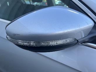 Volkswagen Passat Passat (362) Sedan 1.6 TDI 16V Bluemotion (CAYC(Euro 5)) [77kW]  (08-2=
010/12-2014) picture 12