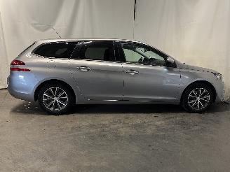 Peugeot 308 308 SW (L4/L9/LC/LJ/LR) Combi 5-drs 1.6 BlueHDi 120 (DV6FC(BHZ)) [88kW=
]  (03-2014/12-2021) picture 7