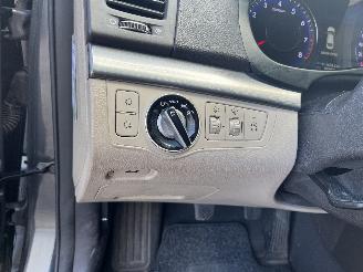 Hyundai I-40 i40 (VFA) Sedan 1.6 GDI 16V (G4FD(Euro 4)) [99kW]  (03-2012/05-2019) picture 22