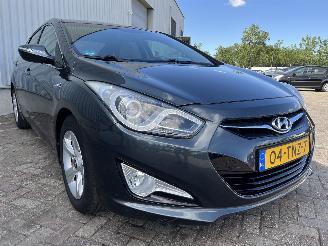 Hyundai I-40 i40 (VFA) Sedan 1.6 GDI 16V (G4FD(Euro 4)) [99kW]  (03-2012/05-2019) picture 6