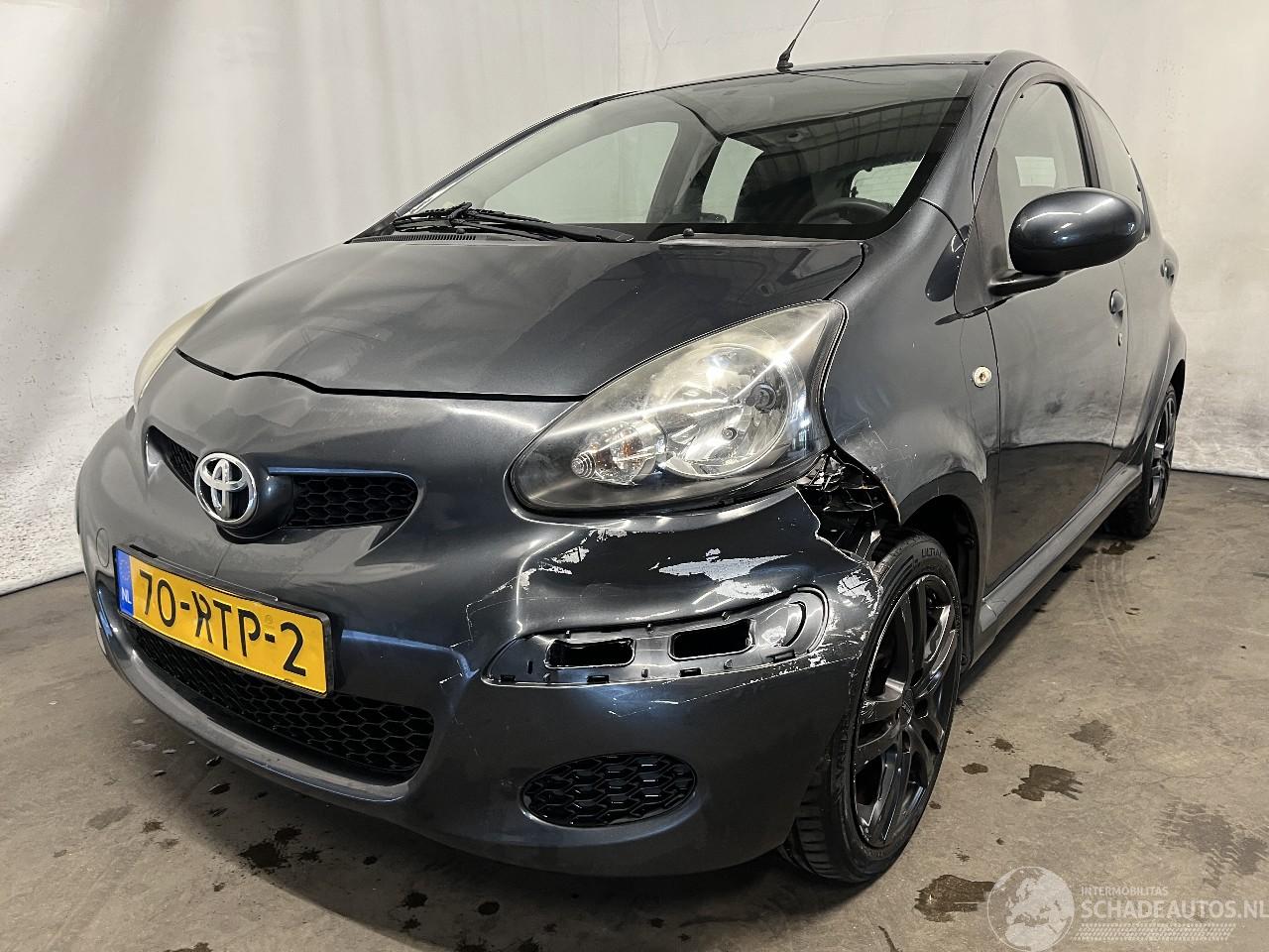 Toyota Aygo Aygo (B10) Hatchback 1.0 12V VVT-i (1KR-FE) [50kW]  (07-2005/05-2014)
