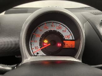Toyota Aygo Aygo (B10) Hatchback 1.0 12V VVT-i (1KR-FE) [50kW]  (07-2005/05-2014) picture 14