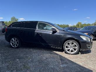 Volvo V-60 V60 I (FW/GW) Combi 1.6 T3 16V (B4164T3(Euro 5)) [110kW]  (09-2010/12-=
2015) picture 7