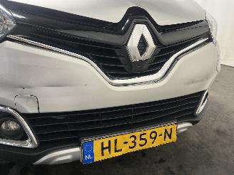 Renault Captur Captur I (2R) SUV 1.2 TCE 16V EDC (H5F-412(H5F-G4)) [87kW]  (01-2016/.=
=2E.) picture 9