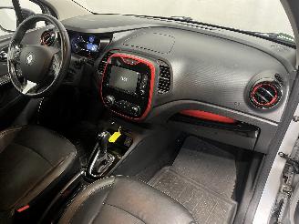 Renault Captur Captur I (2R) SUV 1.2 TCE 16V EDC (H5F-412(H5F-G4)) [87kW]  (01-2016/.=
=2E.) picture 17
