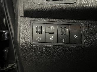 Kia Venga Venga MPV 1.4 CVVT 16V (G4FA) [66kW]  (02-2010/03-2019) picture 22