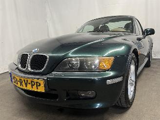 occasion passenger cars BMW Z3 Z3 Roadster (E36/7) Cabrio 1.9 (M43TU-B19) [87kW]  (07-1998/01-2003) 1999/8