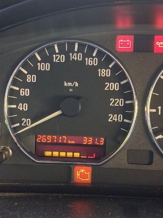 BMW Z3 Z3 Roadster (E36/7) Cabrio 1.9 (M43TU-B19) [87kW]  (07-1998/01-2003) picture 2