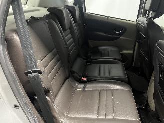 Renault Scenic Scénic III (JZ) MPV 1.9 dCi (F9Q-870(F9Q-N8)) [96kW]  (02-2009/01-20=
11) picture 16