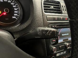 Volkswagen Polo Polo V (6R) Hatchback 1.2 TDI 12V BlueMotion (CFWA(Euro 5)) [55kW]  (1=
0-2009/05-2014) picture 19
