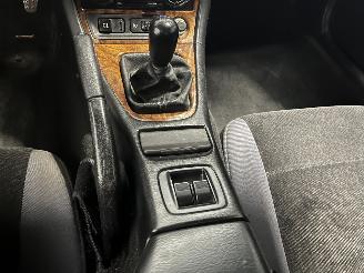 Mazda MX-5 MX-5 (NB18/35/8C) Cabrio 1.6i 16V (B6MC(Euro 2)) [81kW]  (05-1998/10-2=
005) picture 16