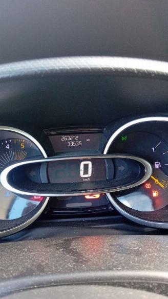 Renault Clio Clio IV Estate/Grandtour (7R) Combi 5-drs 1.5 Energy dCi 90 FAP (K9K-6=
29) [66kW]  (11-2012/08-2021) picture 2
