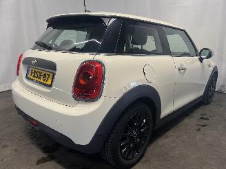 Mini Mini Mini (F56) Hatchback 3-drs 1.2 12V One (B38A12A) [75kW]  (04-2014/10-2=
017) picture 6