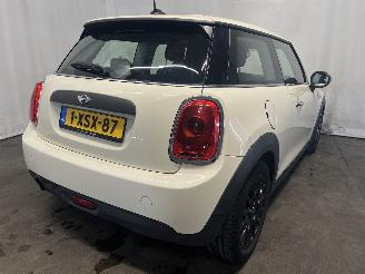 Mini Mini Mini (F56) Hatchback 3-drs 1.2 12V One (B38A12A) [75kW]  (04-2014/10-2=
017) picture 5