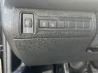 Peugeot 308 308 SW (L4/L9/LC/LJ/LR) Combi 5-drs 1.6 BlueHDi 120 (DV6FC(BHZ)) [88kW=
]  (03-2014/12-2021) picture 21