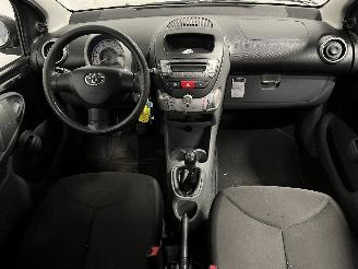 Toyota Aygo Aygo (B10) Hatchback 1.0 12V VVT-i (1KR-FE) [50kW]  (07-2005/05-2014) picture 21