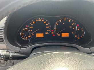 Toyota Avensis Avensis Wagon (T25/B1E) Combi 2.4 16V VVT-i D4 (2AZFSE) [120kW]  (10-2=
003/10-2008) picture 24