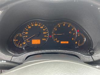 Toyota Avensis Avensis Wagon (T25/B1E) Combi 2.0 16V VVT-i D4 (1AZFSE) [108kW]  (04-2=
003/11-2008) picture 21
