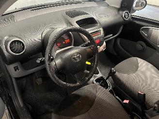 Toyota Aygo Aygo (B10) Hatchback 1.0 12V VVT-i (1KR-FE) [50kW]  (07-2005/05-2014) picture 14