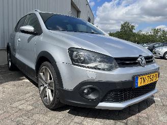 Volkswagen Polo Polo V (6R) Hatchback 1.6 TDI 16V 105 (CAYC(Euro 5)) [77kW]  (06-2009/=
08-2015) picture 7