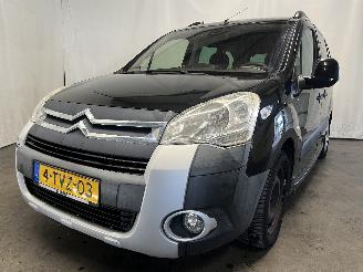 Coche accidentado Citroën Berlingo Berlingo Cinqspace, Multispace MPV 1.6 VTi 120 16V (EP6C(5FS)) [88kW] =
 (11-2009/12-2018) 2010/2
