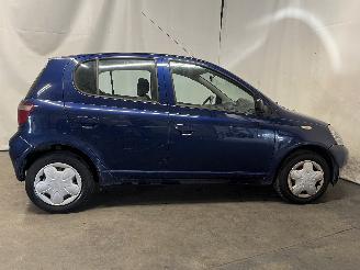 Toyota Yaris Yaris (P1) Hatchback 1.3 16V VVT-i (2SZFE) [64kW]  (04-2002/09-2005) picture 7
