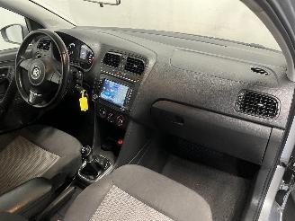 Volkswagen Polo Polo V (6R) Hatchback 1.2 TDI 12V BlueMotion (CFWA(Euro 5)) [55kW]  (1=
0-2009/05-2014) picture 15