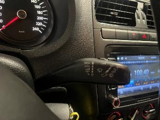 Volkswagen Polo Polo V (6R) Hatchback 1.2 TDI 12V BlueMotion (CFWA(Euro 5)) [55kW]  (1=
0-2009/05-2014) picture 21