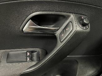 Volkswagen Polo Polo V (6R) Hatchback 1.2 TDI 12V BlueMotion (CFWA(Euro 5)) [55kW]  (1=
0-2009/05-2014) picture 24