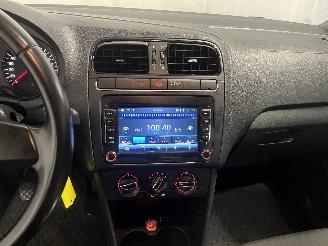Volkswagen Polo Polo V (6R) Hatchback 1.2 TDI 12V BlueMotion (CFWA(Euro 5)) [55kW]  (1=
0-2009/05-2014) picture 19