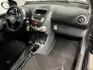 Toyota Aygo Aygo (B10) Hatchback 1.0 12V VVT-i (1KR-FE) [50kW]  (07-2005/05-2014) picture 20