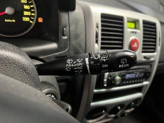 Hyundai Getz Getz Hatchback 1.4i 16V (G4EEG) [71kW]  (08-2005/12-2010) picture 19