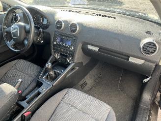 Audi A3 A3 Sportback (8PA) Hatchback 5-drs 1.4 TFSI 16V (CAXC) [92kW]  (09-200=
7/03-2013) picture 8