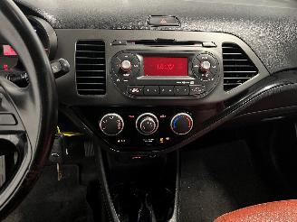 Kia Picanto Picanto (TA) Hatchback 1.0 12V (G3LA) [51kW]  (05-2011/06-2017) picture 22