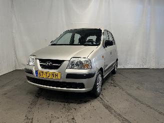 krockskadad bil auto Hyundai Atos Atos Hatchback 1.1 12V (G4HG) [46kW]  (01-1997/12-2008) 2006/9