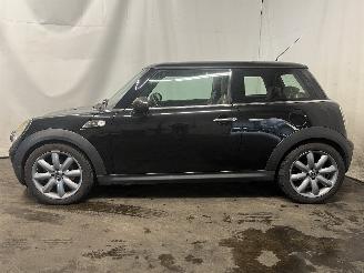 Mini Mini Mini (R56) Hatchback 1.6 16V Cooper (N16-B16A) [90kW]  (09-2009/11-201=
3) picture 4