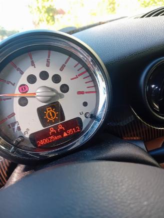 Mini Mini Mini (R56) Hatchback 1.6 16V Cooper (N16-B16A) [90kW]  (09-2009/11-201=
3) picture 2
