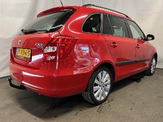 Skoda Fabia Fabia II Combi Combi 5-drs 1.4i 16V (BXW) [63kW]  (10-2007/12-2014) picture 6