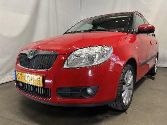 Schadeauto Skoda Fabia Fabia II Combi Combi 5-drs 1.4i 16V (BXW) [63kW]  (10-2007/12-2014) 2009/10