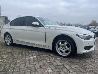 BMW 3-serie 3 serie (F30) Sedan 328i 2.0 16V (N20-B20A) [180kW]  (11-2011/10-2018)= picture 7