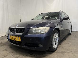 Vrakbiler auto BMW 3-serie 3 serie Touring (E91) Combi 320i 16V (N43-B20A) [125kW]  (02-2007/12-2=
012) 2008/9
