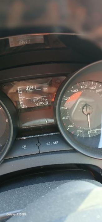Seat Ibiza Ibiza IV SC (6J1) Hatchback 3-drs 1.4 TSI 16V Cupra (CAVE) [132kW]  (0=
6-2009/05-2015) picture 2