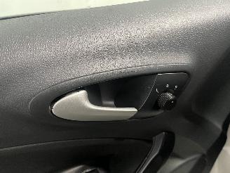 Seat Ibiza Ibiza IV SC (6J1) Hatchback 3-drs 1.4 TSI 16V Cupra (CAVE) [132kW]  (0=
6-2009/05-2015) picture 18