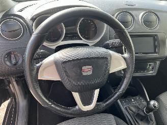 Seat Ibiza Ibiza IV (6J5) Hatchback 5-drs 1.6 TDI 105 (CLNA) [77kW]  (05-2009/05-=
2015) picture 16