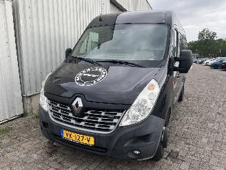 Schadeauto Renault Master Master III (MA/MB/MC/MD/MH/MF/MG/MH) Van 2.3 dCi 165 16V RWD (M9T-700(=
M9T-A7)) [120kW]  (07-2014/...) 2014/12