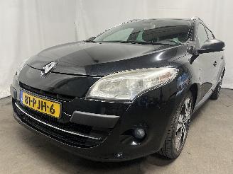 Avarii autoturisme Renault Mégane Megane III Grandtour (KZ) Combi 5-drs 1.4 16V TCe 130 (H4J-700(H4J-A7)=
) [96kW]  (05-2009/02-2016) 2011/2