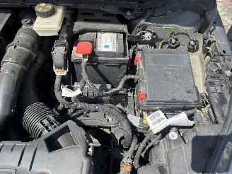 Peugeot 308 308 SW (L4/L9/LC/LJ/LR) Combi 5-drs 1.2 12V e-THP PureTech 110 (EB2ADT=
(HNP)) [81kW]  (03-2014/12-2021) picture 18