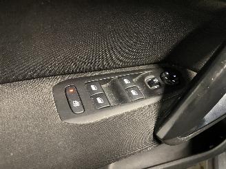 Peugeot 308 308 SW (L4/L9/LC/LJ/LR) Combi 5-drs 1.2 12V e-THP PureTech 130 (EB2DTS=
(HNY)) [96kW]  (03-2014/06-2021) picture 14