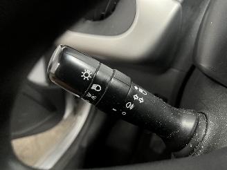 Citroën C1 C1 Hatchback 1.0 Vti 68 12V (1KR-FE(CFB)) [51kW]  (04-2014/04-2018) picture 18