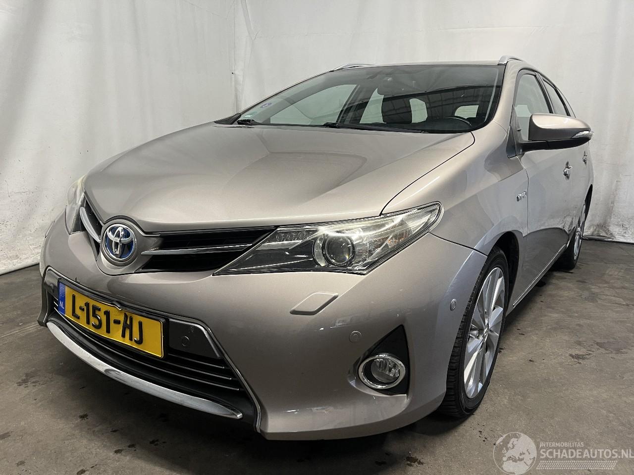 Toyota Auris Auris Touring Sports (E18) Combi 1.8 16V Hybrid (2ZRFXE) [100kW]  (07-=
2013/12-2018)